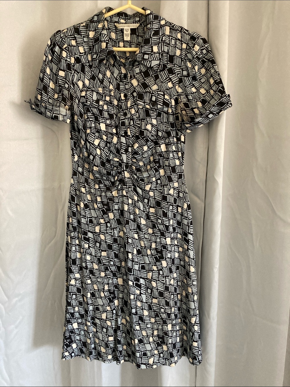Diane Von Furstenberg Button-Front Dress